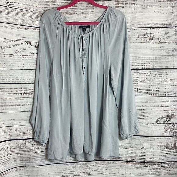 Ellos Top Womens Plus Size 18 /20 W Long sleeve Neck tie peasant tunic gray New - Picture 3 of 11